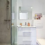 Gilly 4 - Exceptional 2beds, Sea View, Modern,a/c, Old Town Apartmán