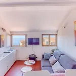 Gilly 4 - Exceptional 2beds, Sea View, Modern,a/c, Old Town Nice