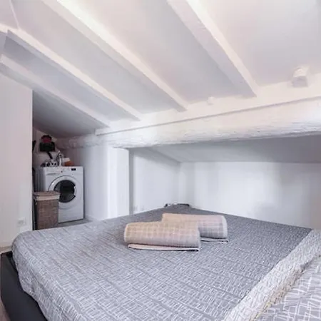 דירה Gilly 4 - Exceptional 2beds, Sea View, Modern,a/c, Old Town ניס