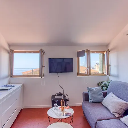 Gilly 4 - Exceptional 2beds, Sea View, Modern,a/c, Old Town ניס