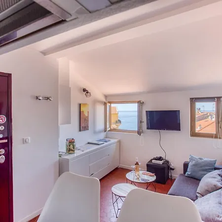 Gilly 4 - Exceptional 2beds, Sea View, Modern,a/c, Old Town דירה ניס